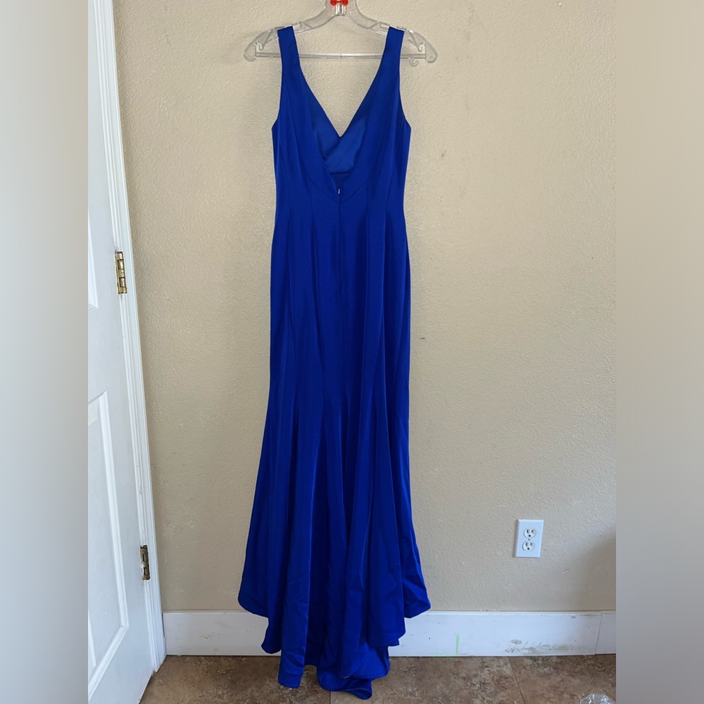 PROM DRESS - Picture 2 of 4
